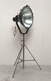 Luce vintage Ferrovie dello Stato 1960. Design.