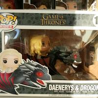 Daenerys con drago 