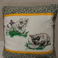 Cuscino disegnato a mano