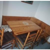 Tavolo con panca in abete