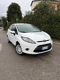 FORD FIESTA 1.2 BENZINA - 2011 - NEOPATENTATI