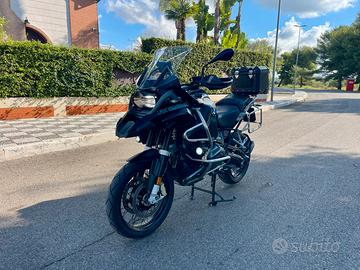 Bmw r 1200 gs adventure triple black