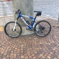 Mountain bike full