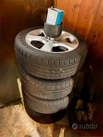 Cerchi gommati da 16” 205/50/16 INVERNALI