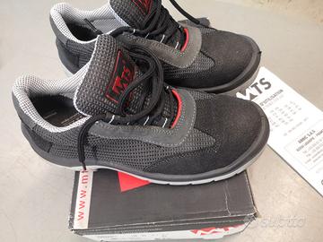 Scarpe antinfortunistica nuove