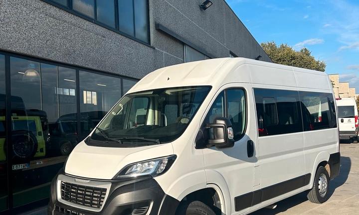 Peugeot Boxer TRASPORTO DISABILI Tetto alto