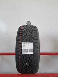 Gomme Usate Nokian 225 40 18 Guarda Catalogo