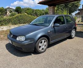 VOLKSWAGEN Golf 4ª serie - 1998