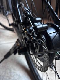 bici elettrica SENZA LA BATTERIA