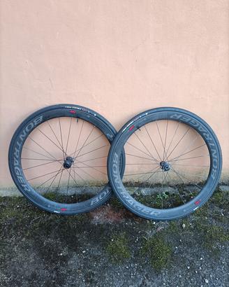 Bontrager Aeolus XXX 4  disc carbonio 47mm 