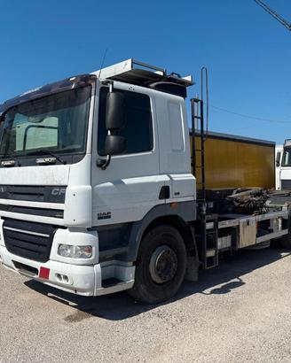 DAF CF 460 CAMBIO MANUALE 3 ASSI CON GANCIO SCARRA