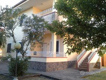 Villette a paestum vicino al mare