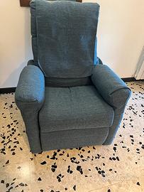 Poltrona ortopedica reclinabile alzapersona