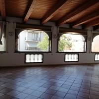 Immobile cielo terra indipendente senza condominio