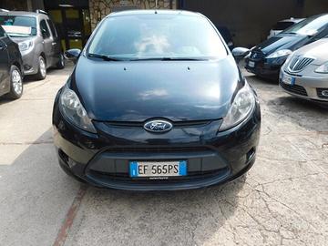 Ford Fiesta 1.4 TDCi 70CV 5 porte Titanium