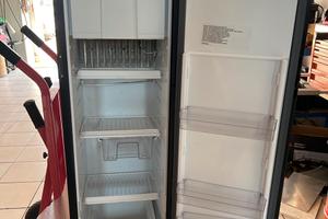 Frigo trivalente per camper