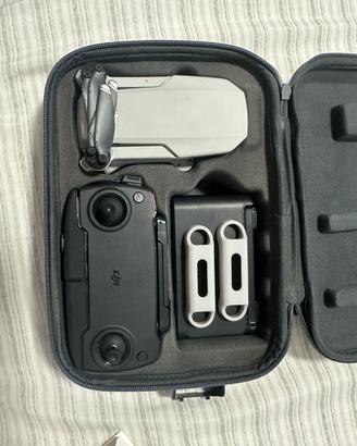 DJI mavic mini combo