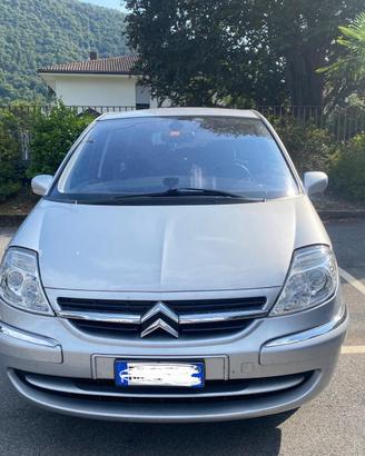 Citroen C8
