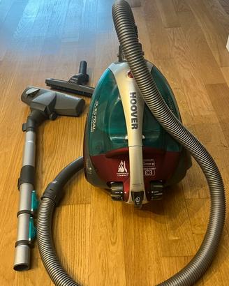 Hoover Mistral 2000W Cyclonic Power