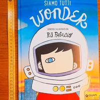 Libro SIAMO TUTTI WONDER --nuovo--