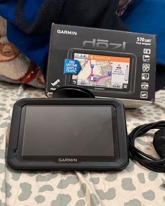 Navigatore garmin Dezl 570