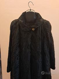 Splendida Pelliccia di Astrakan Nero, Vintage e El