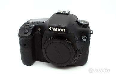 CANON EOS 7D + Battery Grip BG-E7