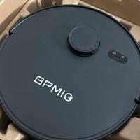 Robot aspirapolvere lavapavimenti