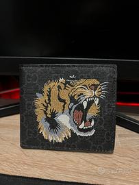 gucci wallet