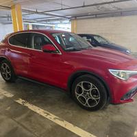 Alfa Romeo Stelvio trazione integrale Q4