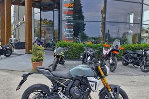 Suzuki GSX 8T