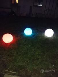 sfere luminose per giardino 