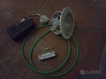 Luci. Fari, faretti da soffitto