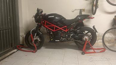 Ducati Monster s2r1000