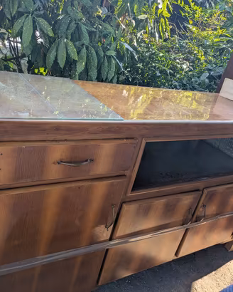 letto comodini credenza