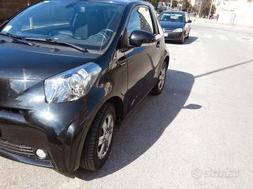Toyota IQ 1000 