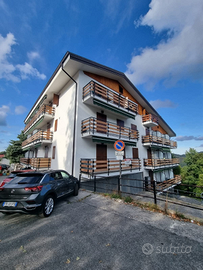 Privato vende trilocale