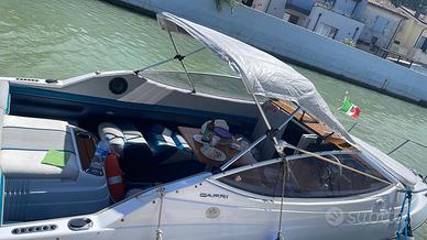barca da diporto bayliner capri da vetrina
