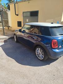 MINI Mini 1.5 Cooper D 5 porte