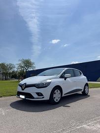 Renault Clio 1.2 16v Life 75cv