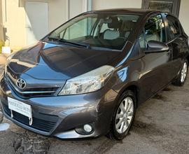 Toyota Yaris 1.0 5 porte Sol