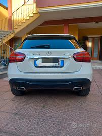Mercedes GLA 200 4 matic 