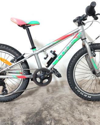 MTB 20 Cube acid