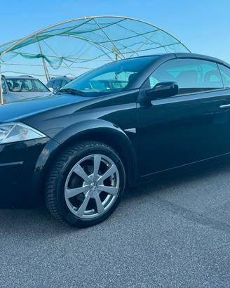 Renault Megane Mégane C-C 1.9 dCi/130CV Exception
