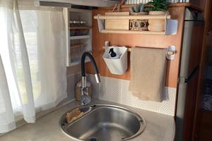 Canper motorhome Hymer B524