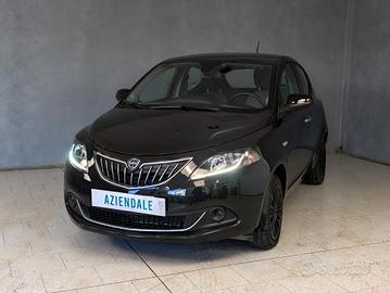 Lancia Ypsilon 1.0 Hybrid 70cv Silver