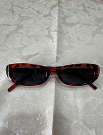 Occhiali da sole stile retrò