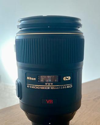 Nikon AF-S VR micro-nikkor 105 mm f/ 2.8G IF-ED