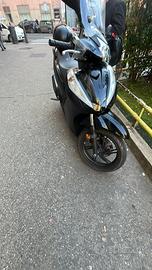 Sh 300