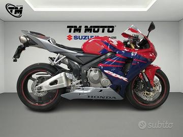 Honda CBR 600 - RR
